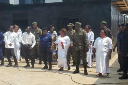 Beni : la relation civilo-militaire se renforce par la musique au service de la sécurité